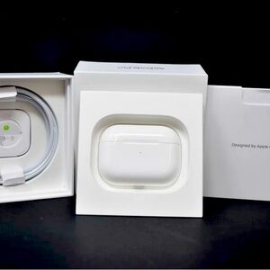 AirPods Pro (2nd Generation) - Original Packaging and Accessories
